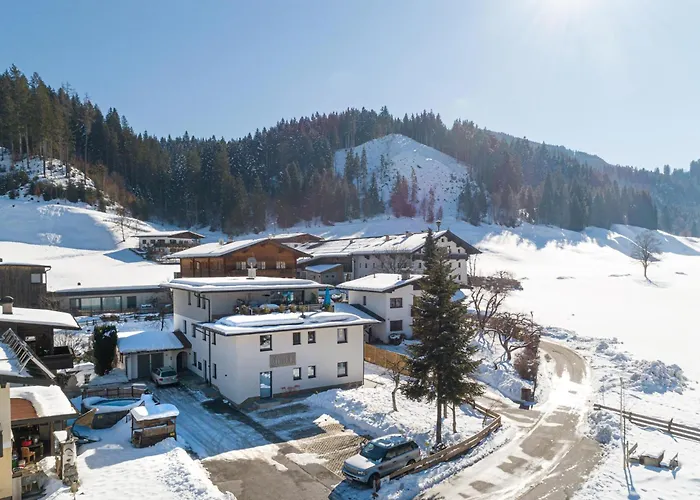 Tirola Bude Lisi Sepp 3-4